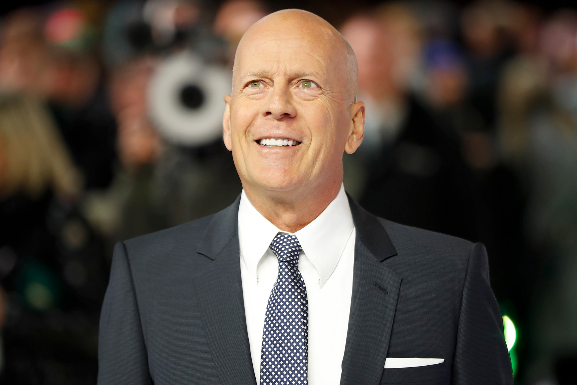 Bruce Willis retires after aphasia diagnosis